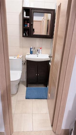 Apartament cu 4 camere decomandat în Drumul Taberei
