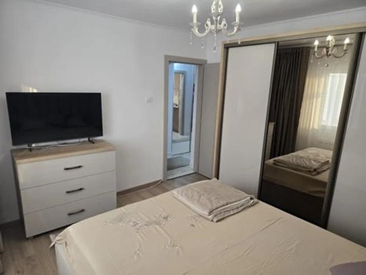 Apartament cu 2 camere decomandat în Dacia