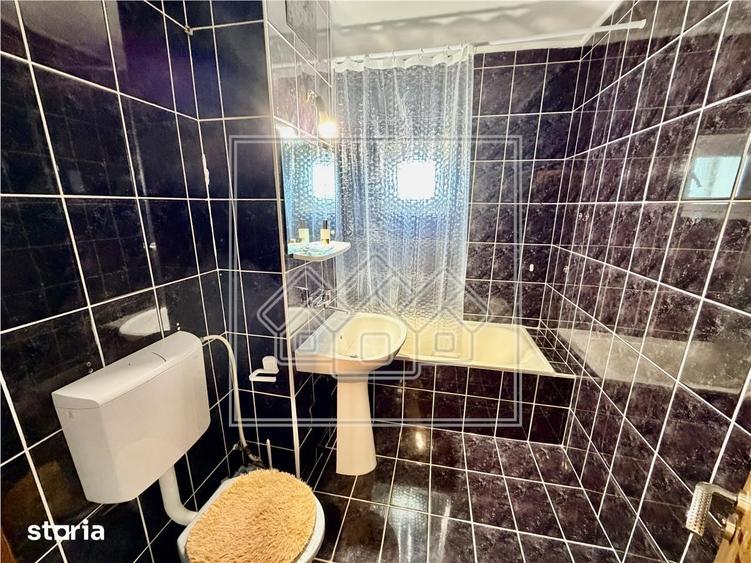 Apartament 3 camere de inchiriat, 2 balcoane, Zona Terezian - 7