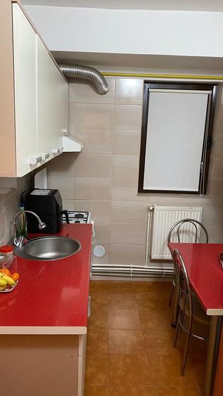 Garsonieră decomandată în Central