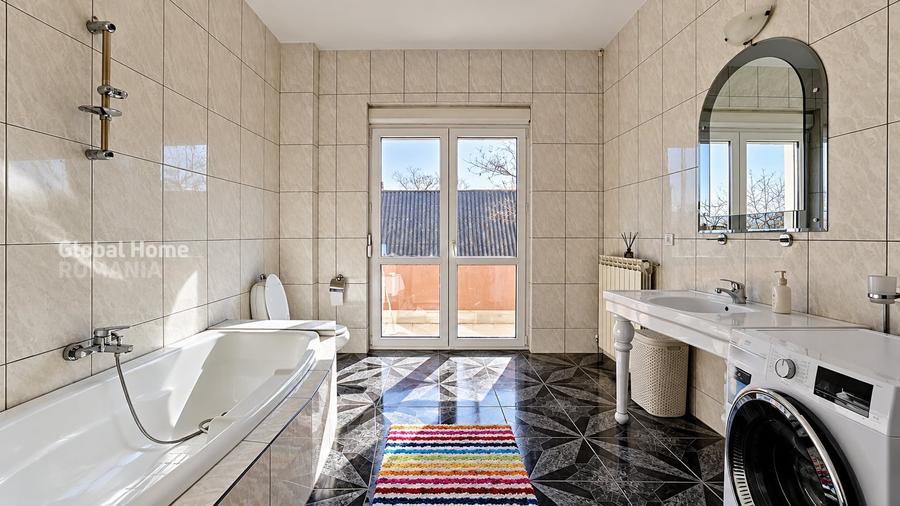 Casă individuală cu 7 camere cu Canalizare în Voluntari