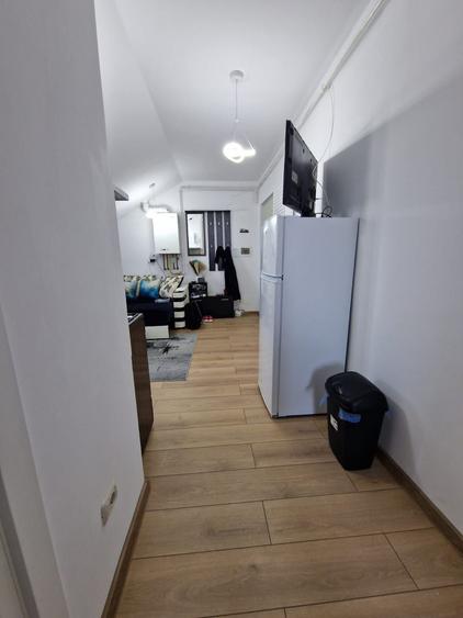 Apartament cu 2 camere, mobilat în Galata
