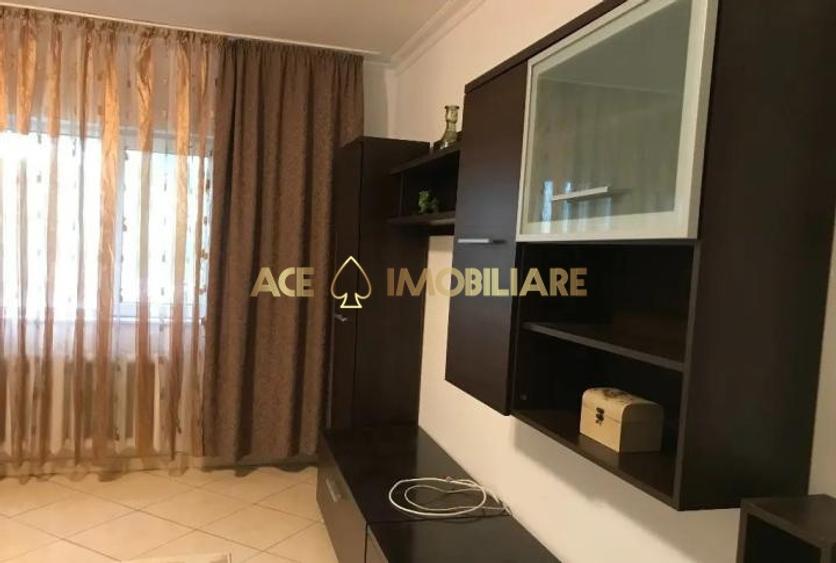 Apartament cu 3 camere decomandat, mobilat în Vitan Mall