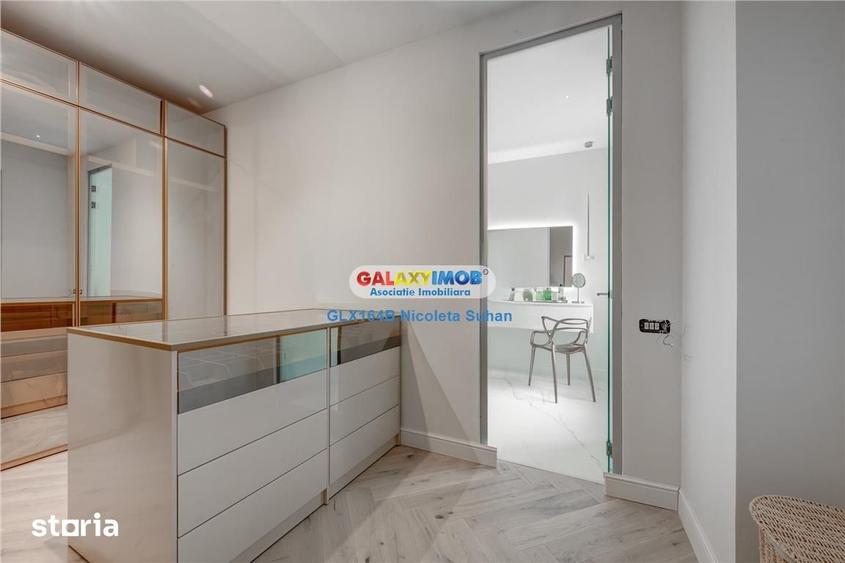 Casă cu 8 camere cu Teren 321 Mp în Dorobanți
