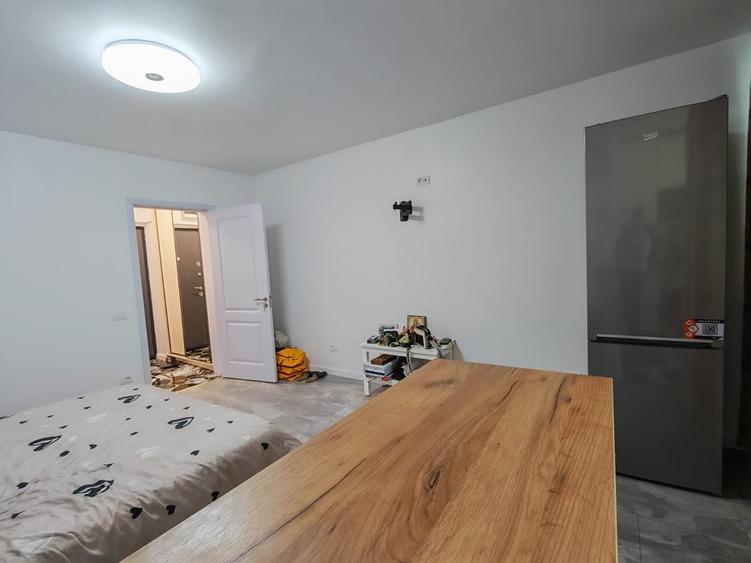 Garsonieră semidecomandată în Costin Georgian