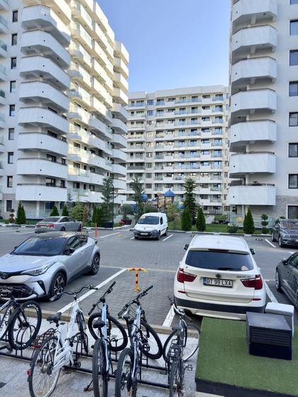 Apartament cu 3 camere decomandat, mobilat în Copou