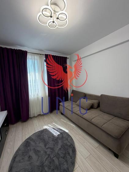 Apartament cu 3 camere nedecomandat, mobilat în Calea Severinului