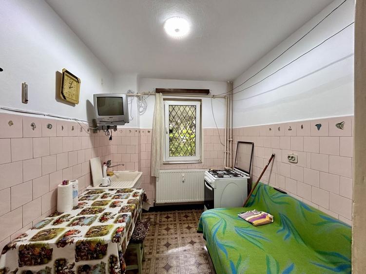 Apartament 2 camere, semidecomandat, parter, Nord, Ploiesti - 11