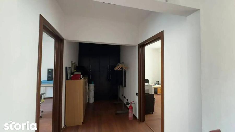 Apartament cu 4 camere în Floreasca
