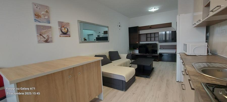 Apartament cu 2 camere decomandat în Roșu