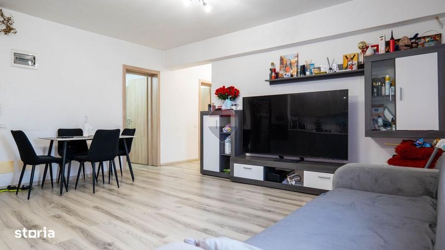 Apartament cu 3 camere în Central — fotografia 3
