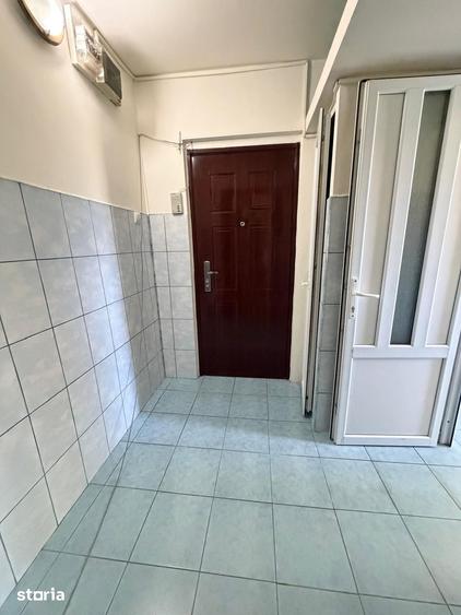 Apartament cu 2 camere semidecomandat în Mircea cel Bătrân