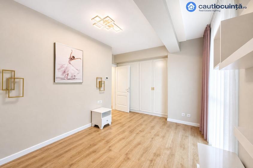Apartament cu 4 camere decomandat, mobilat în Băneasa
