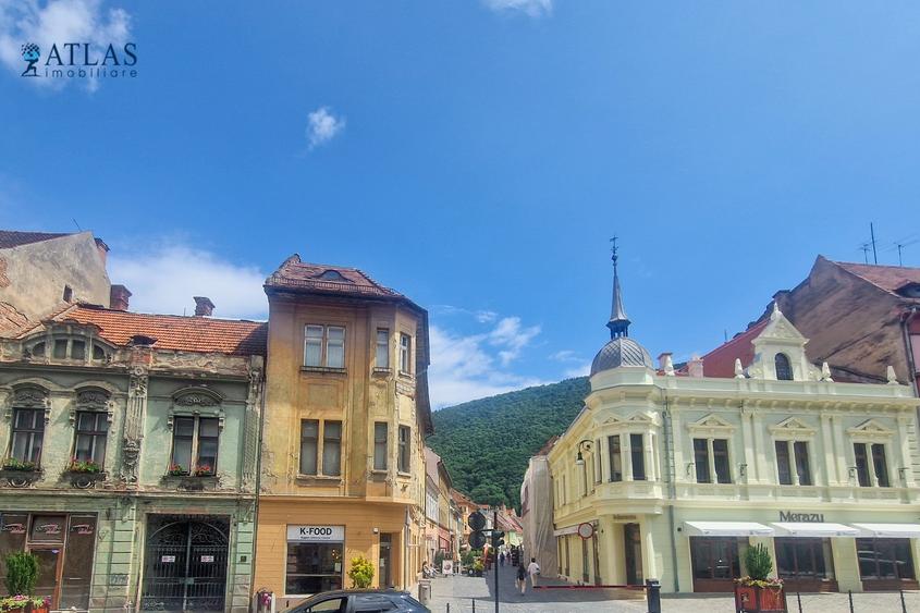Apartament cu 2 camere decomandat în Centrul Istoric