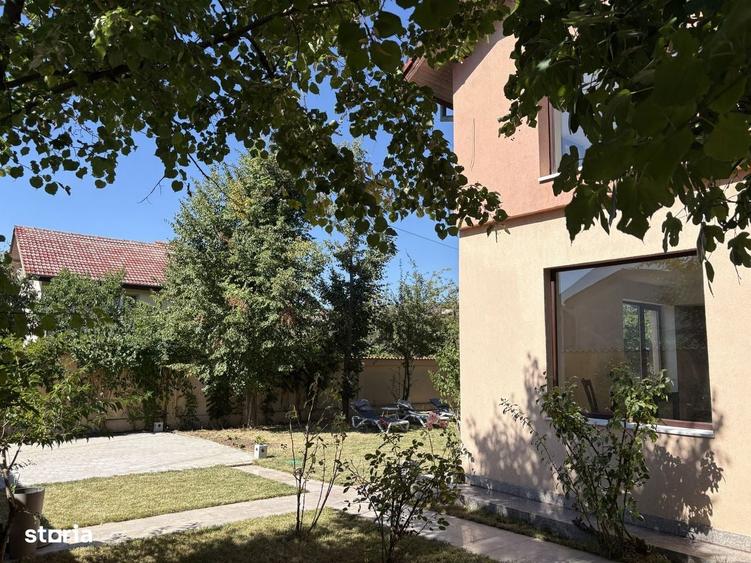 Casă cu 4 camere cu Teren 400 Mp în Dobroești