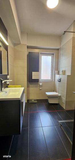 Apartament cu 4 camere decomandat în Ștrand