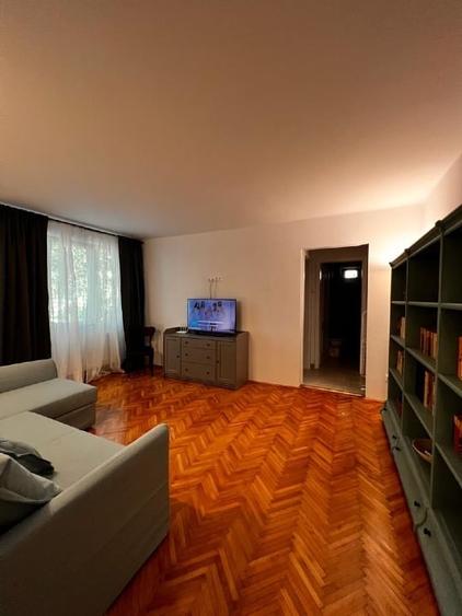 Apartament cu 2 camere decomandat în Bălcescu