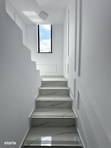 Casă cu 4 camere cu Teren 270 Mp în Rediu