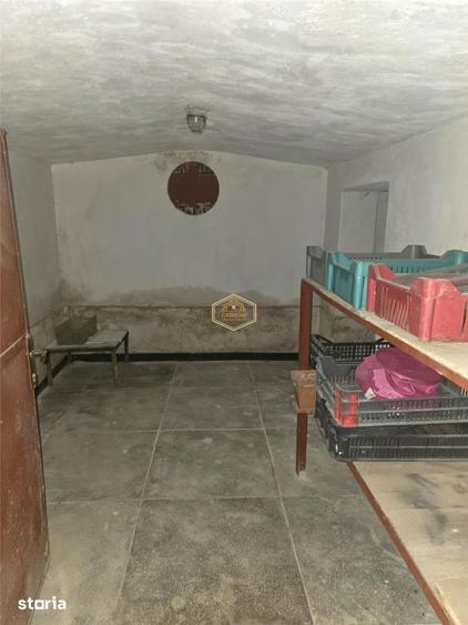 Teren de 560 mp, în Bercu Roșu