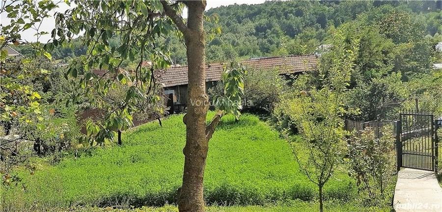 Teren intravilan 2000 mp + construc?ii existente, comuna Batrani, Prahova