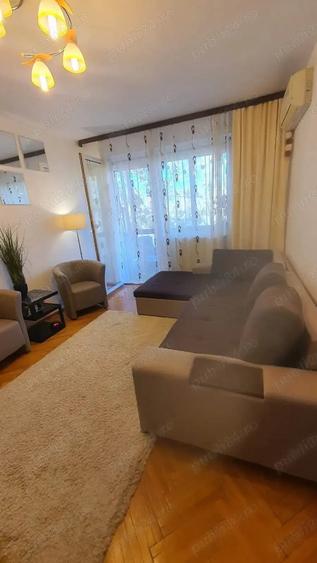 Apartament cu 3 camere semidecomandat în Rogerius