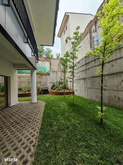 Apartament cu 2 camere semidecomandat în Iancului