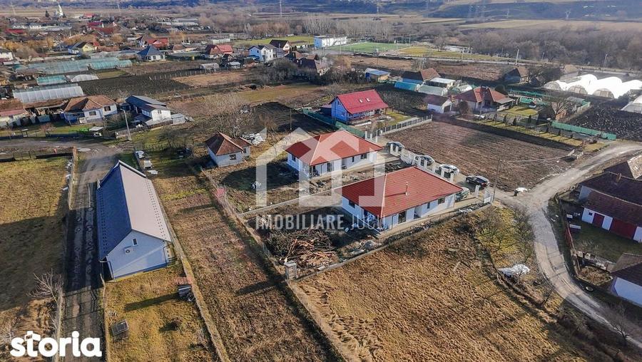 Casă cu 4 camere cu Teren 750 Mp în Jucu