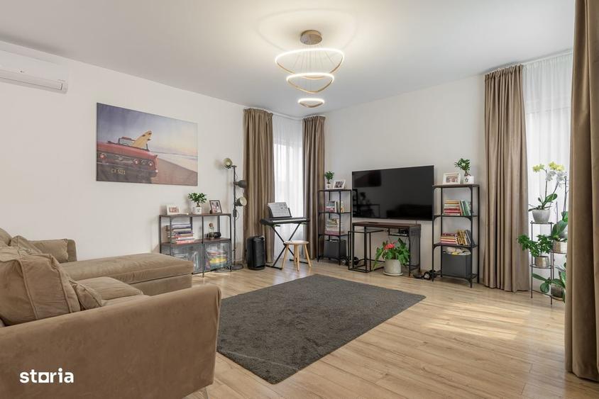 Casă cu 4 camere în Central