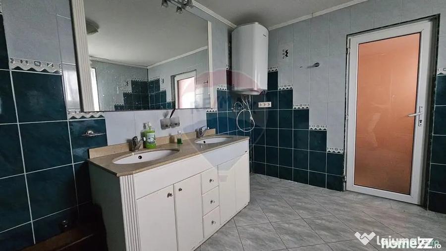 Casă cu 5 camere cu Teren 526 Mp în Chilișeni