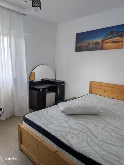 Apartament cu 2 camere decomandat în Hala Centrală