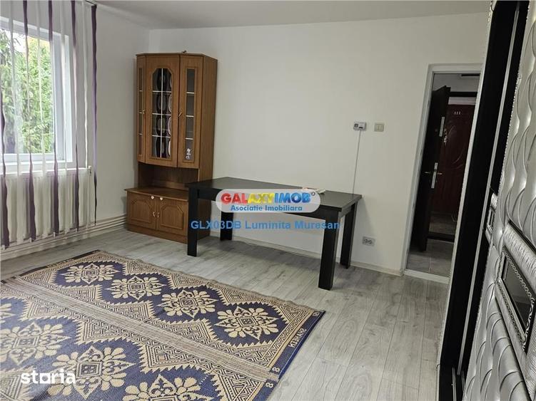 Apartament cu 2 camere semidecomandat, mobilat în Micro 6