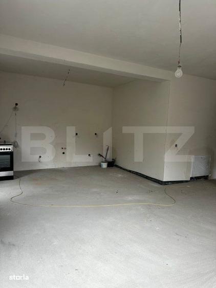 Casă cu 4 camere în Tăuți