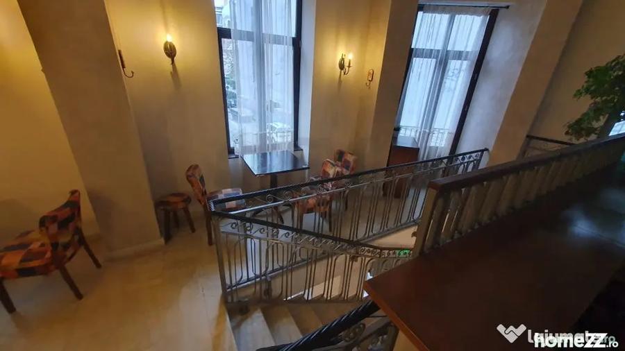 Casă cu 7 camere cu Teren 300 Mp în Centrul Istoric