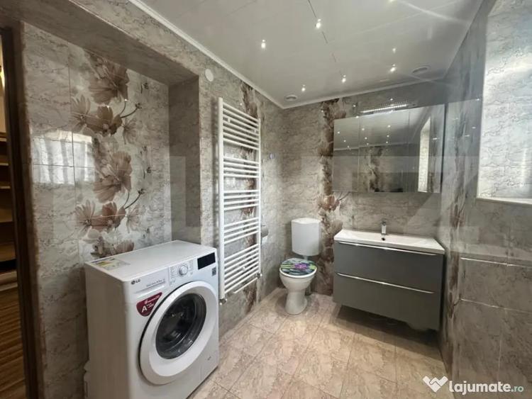 Casă cu 7 camere cu Teren 420 Mp în Central