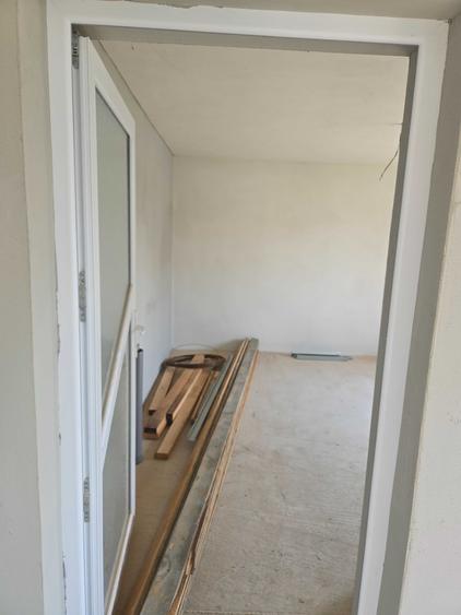Casă cu 2 camere cu Teren 700 Mp în Bradu