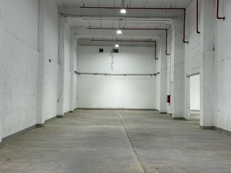 Spațiu industrial, de 600 mp, în Militari