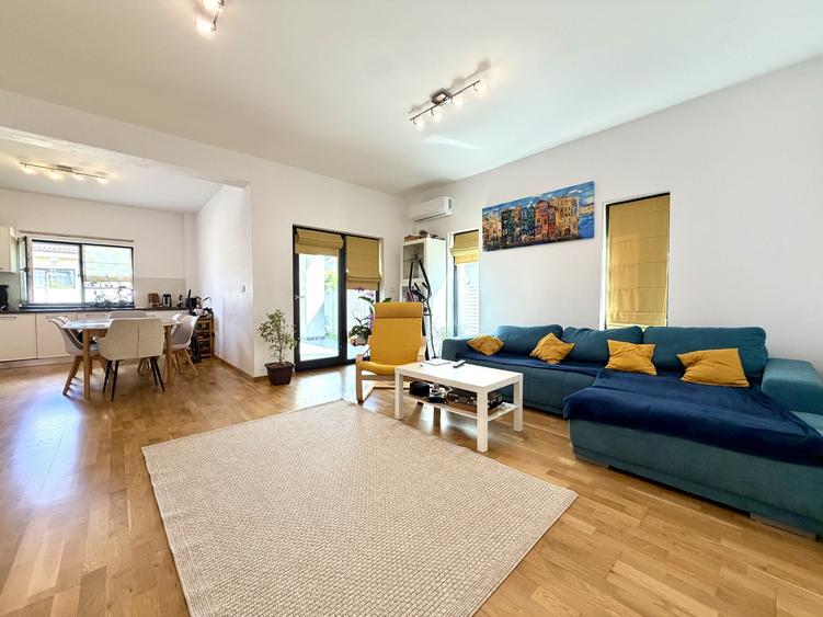 Duplex cu 4 camere cu Canalizare în Dumbrăvița