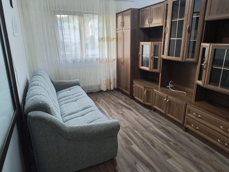 Garsonieră decomandată în Dărmănești