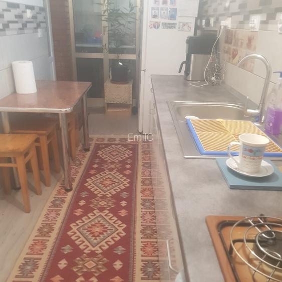 Casa cu 4.499 mp teren, 3 camere, 2 bai, anexe Suceveni, Galati