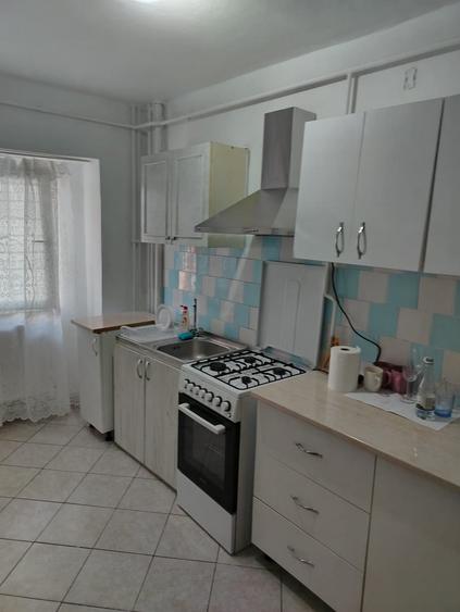 Apartament cu 2 camere semidecomandat în Păcurari