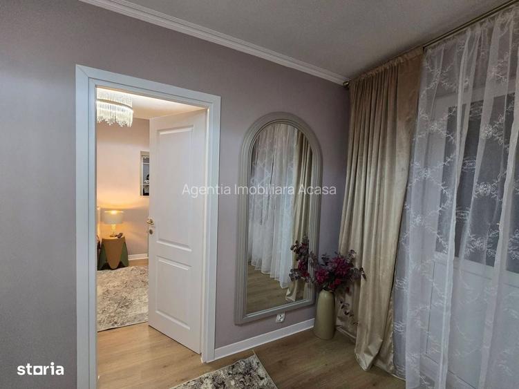 De vanzare apartament 2 camere, balcon,etaj intermediar,renovat,53500e