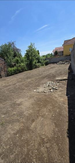 Casă cu 3 camere în 1 Mai