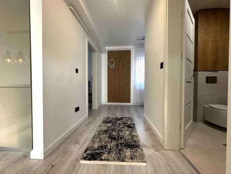 Apartament cu 3 camere decomandat în Șelimbăr