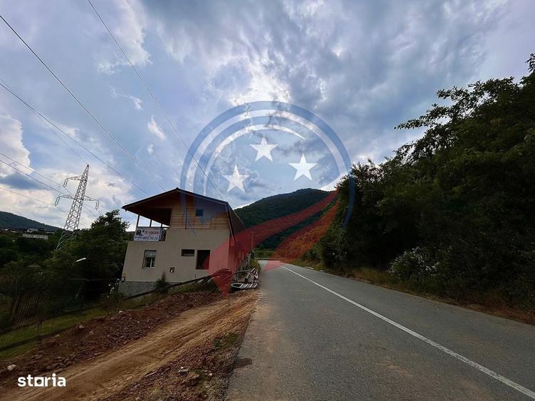 Casă cu 4 camere în Marga
