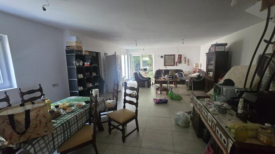 Casă cu 3 camere cu Teren 400 Mp în 1 Mai