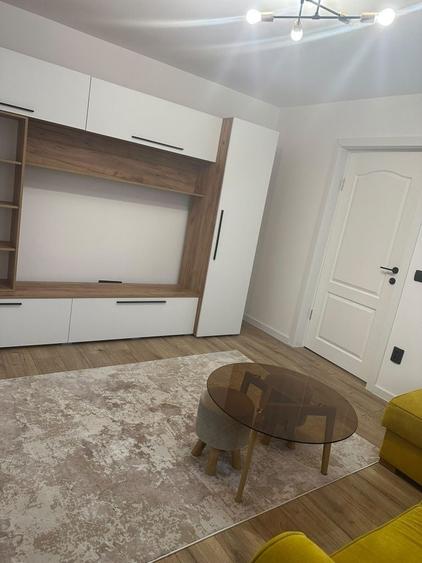 Apartament cu 2 camere nedecomandat în Central