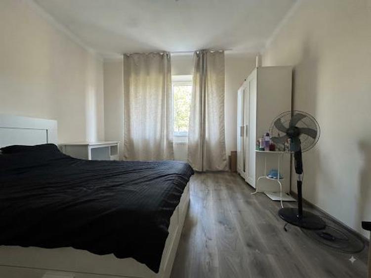 Apartament cu 3 camere decomandat, mobilat în Aeroport