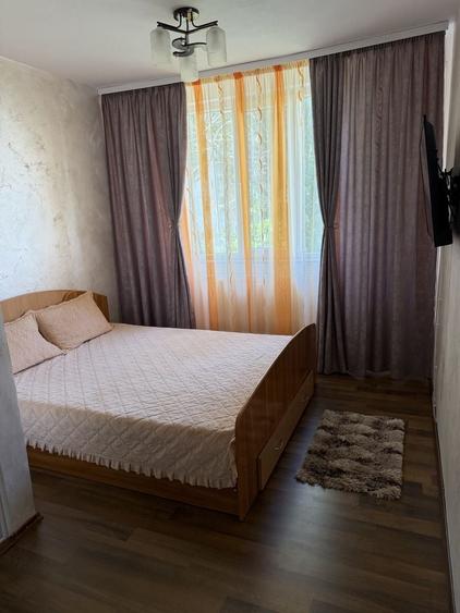 Apartament cu 2 camere decomandat în Micro 19