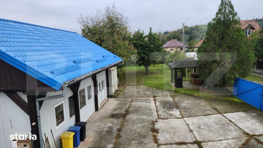 Casă cu 5 camere cu Teren 1207 Mp în Central