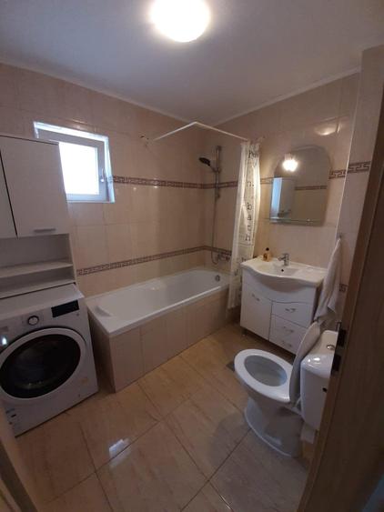 Apartament cu 3 camere decomandat în Șelimbăr